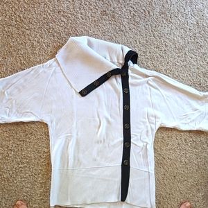 White House Black Market short sleeve sweater size small